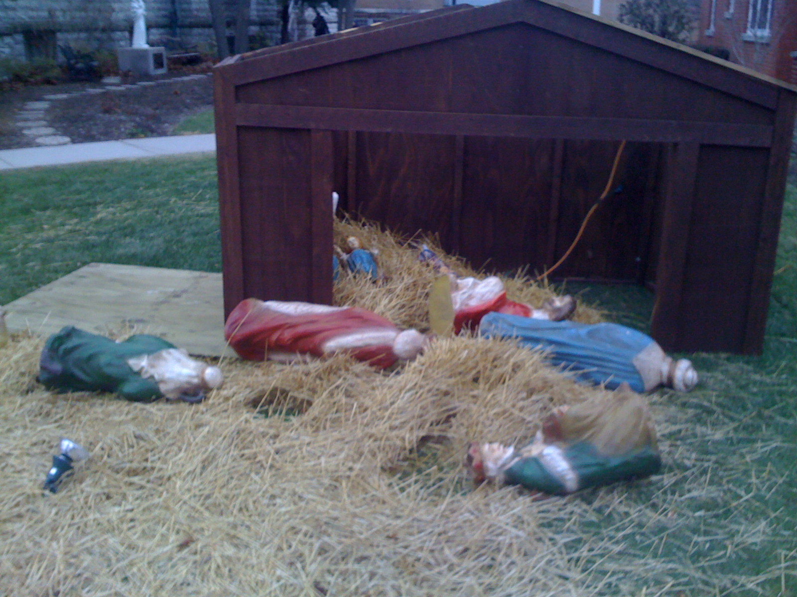 “We three kings of orient are… planking”